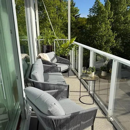 Lejlighed Seaside With Free Parking, Big Balcony Pärnu